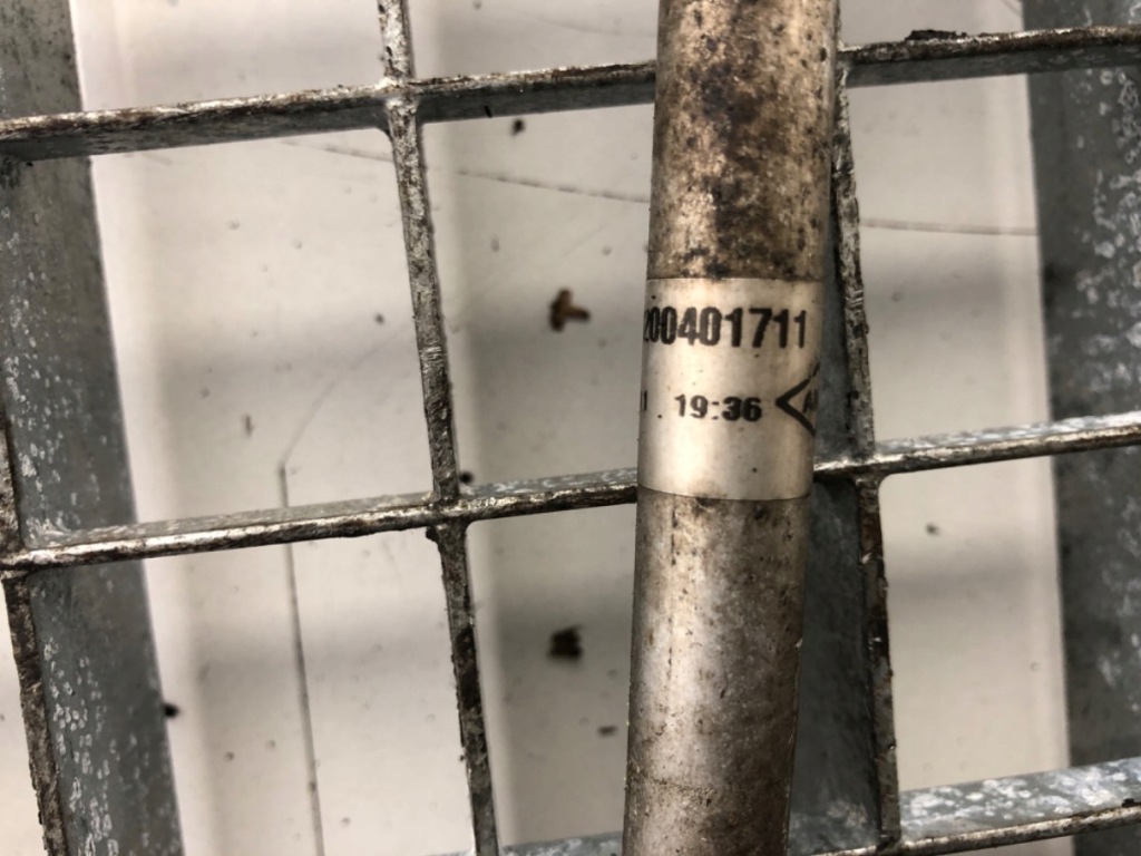 фото №5, Трубка кондиціонера renault master ii 8200401711 2.5 120km bus шланг