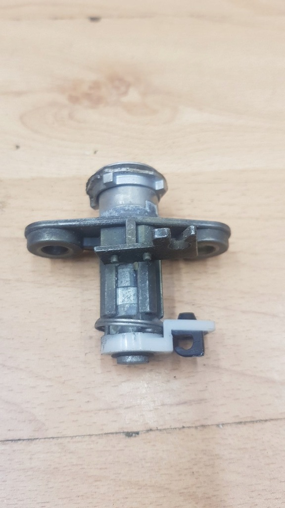 фото №2, Вкладка замка двері honda accord vi