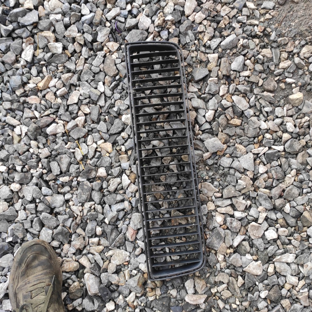 фото №6, Решётка бампера перед средняя skoda octavia i fl