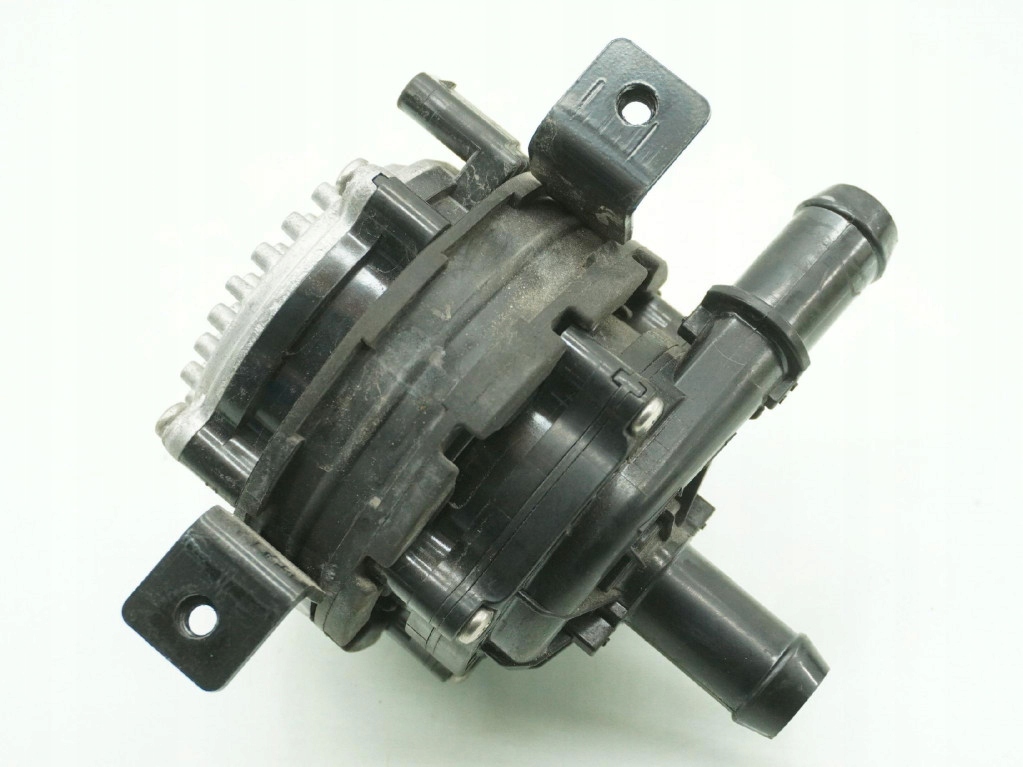 Купить Дополнительная насос воды ford e-transit custom mk2