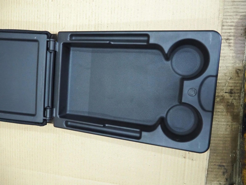 фото №15, Citroen c4 i 06r подлокотник задняя na кружки