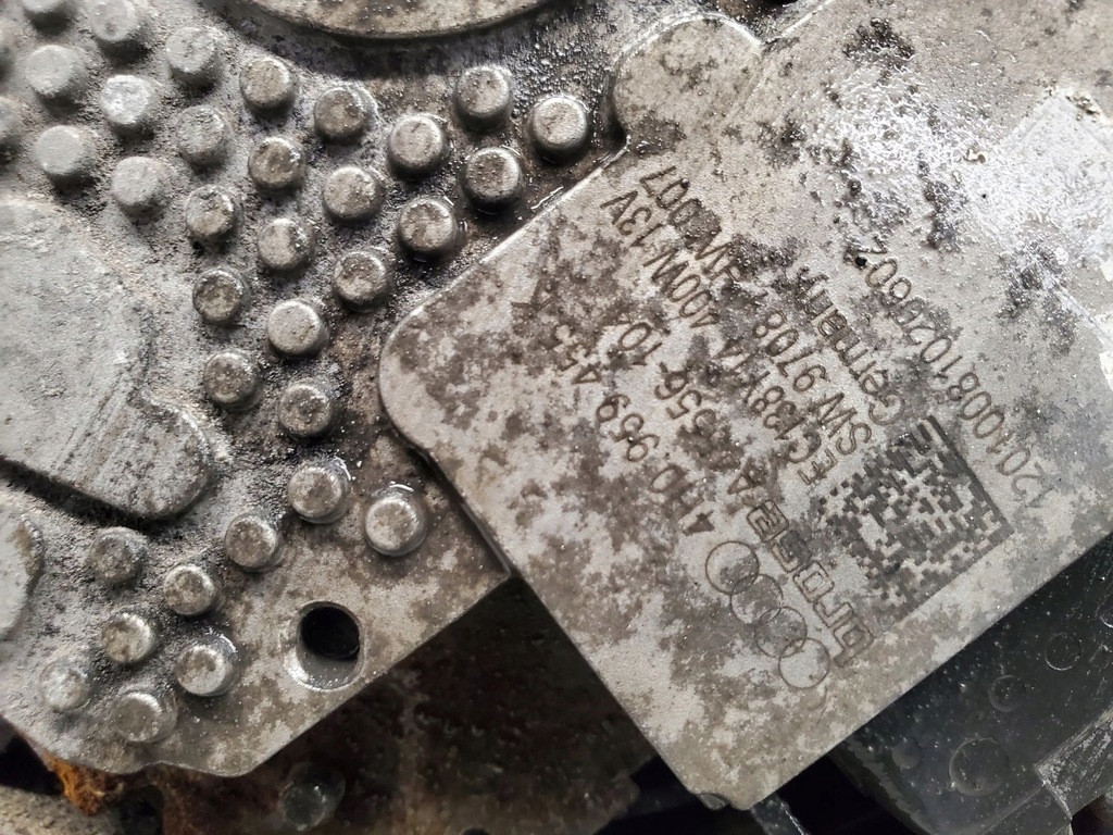 фото №6, Audi a8 s8 d4 4h 2011 с передний электрический вентилятор радиатора