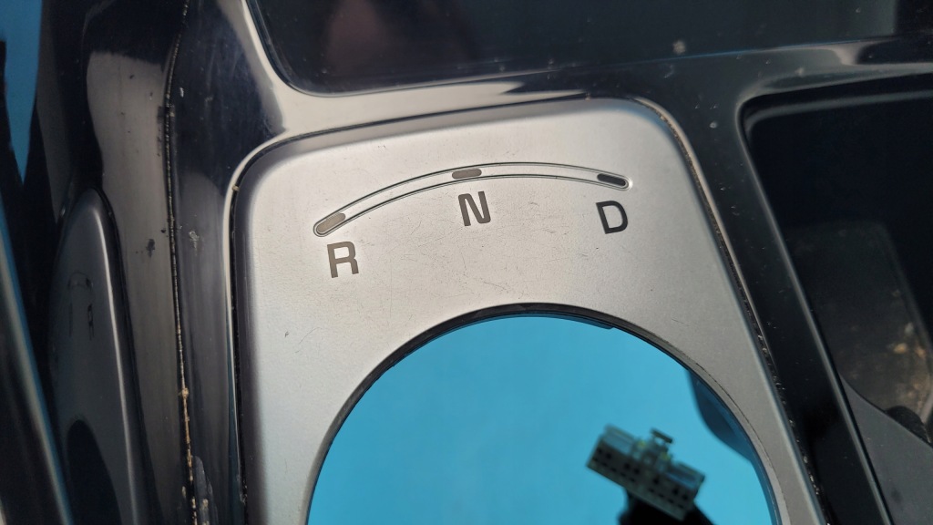 Kia sorento iv панель рамка вибірник тунелю середнього 84651-p2000 Зі Шроту