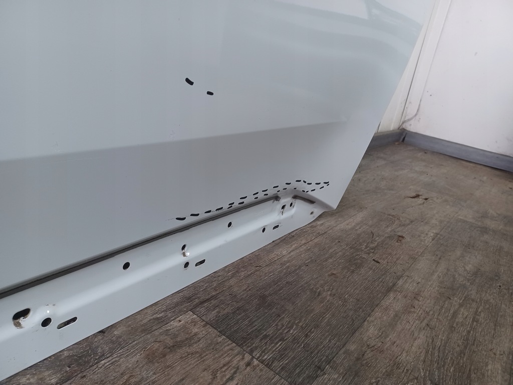 фото №12, Двері --- skoda superb iii sedan -- задні ліва задня лівий