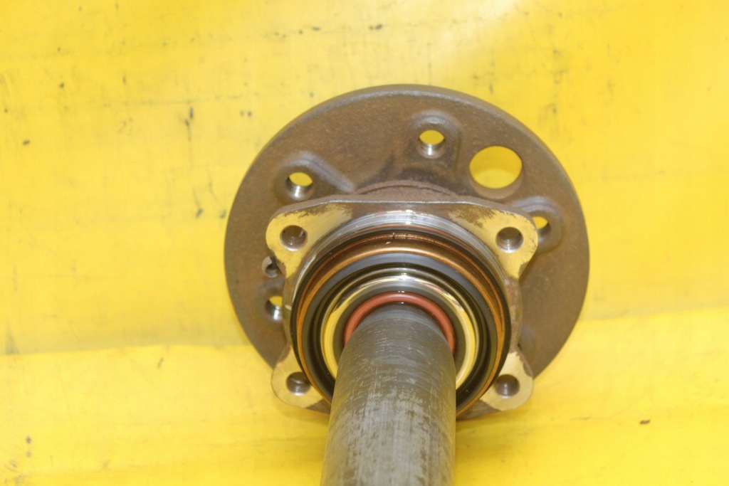 фото №4, Приводной вал ступица левый задняя sprinter 906 vw crafter 26 зубьев