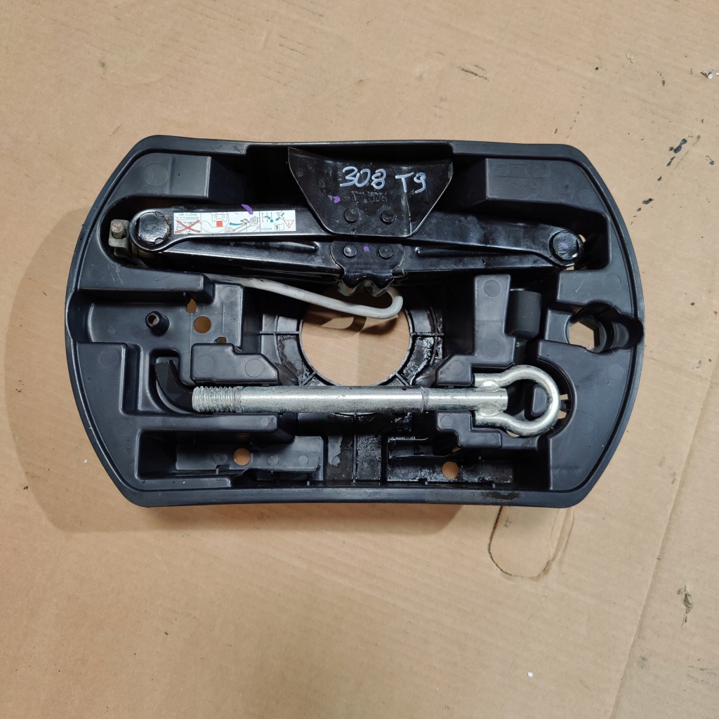 фото №1, Peugeot 308 t9 вкладиш колеса запасного домкрат