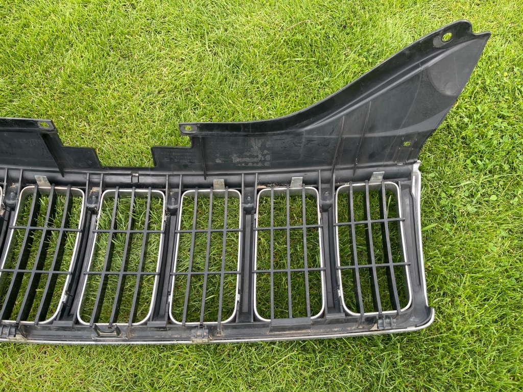 фото №13, Jeep grand cherokee wk решётка радиатора решётка радиатора 5jf94trmae