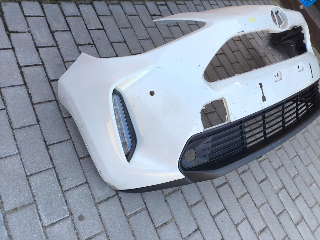 фото №1, Бампер передний led drl toyota yaris cross