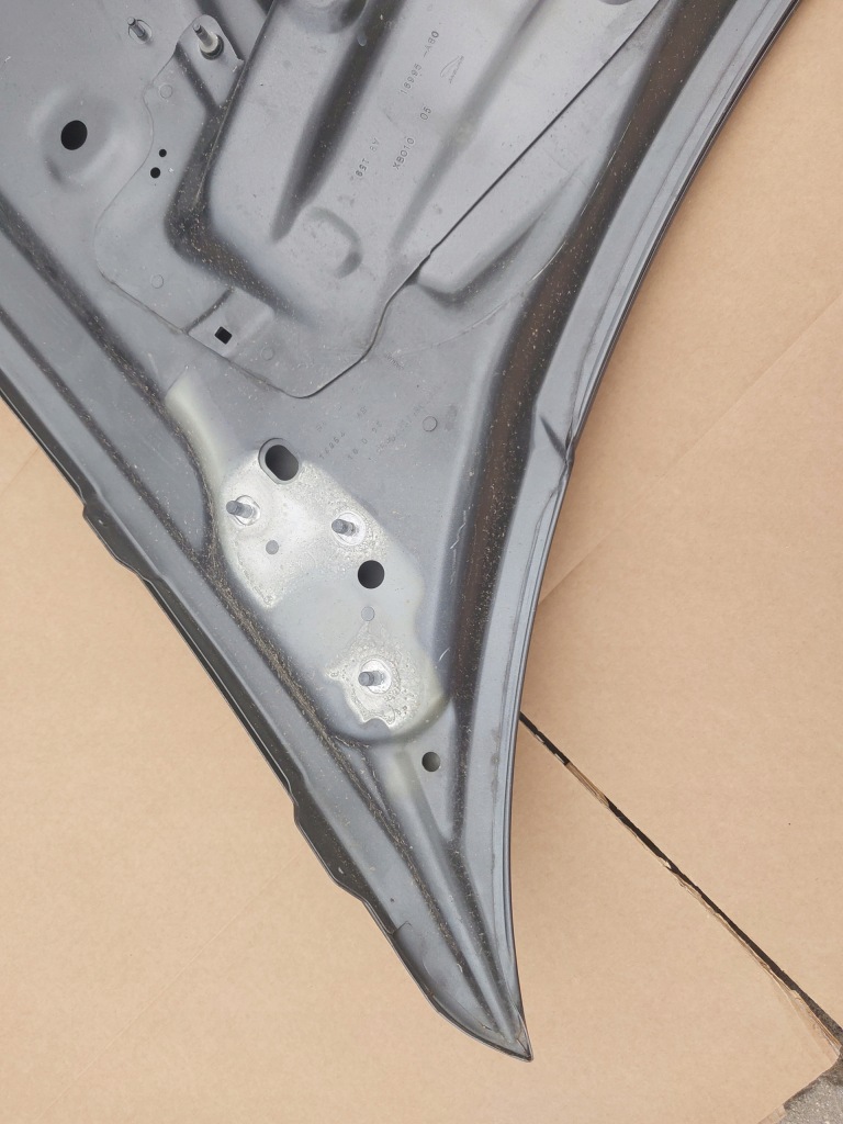 Капот кришка jaguar 1 pace оригінал гарний стан Київ