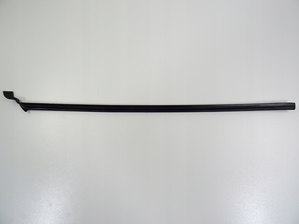 фото №7, Seat arona lift молдинг стекло лобовое правая 6f9854328