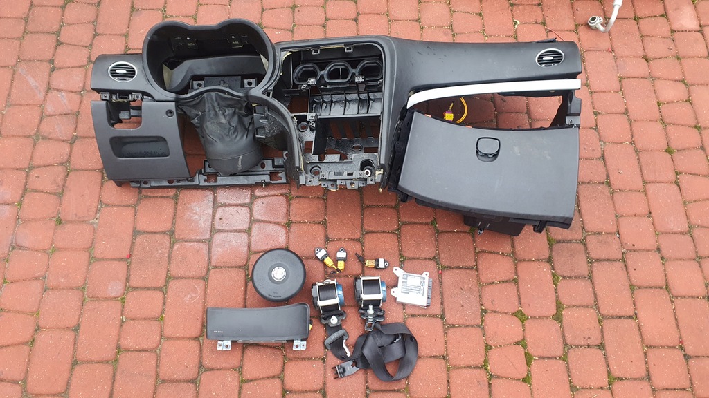 фото №3, Приборная панель консоль alfa romeo 159 подушка безопасности