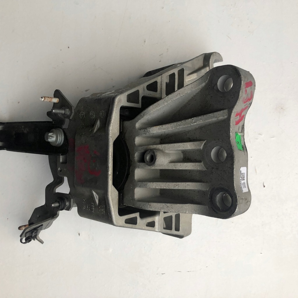 фото №8, Jeep compass ii кронштейн подушка двигателя 1.3 hyb.