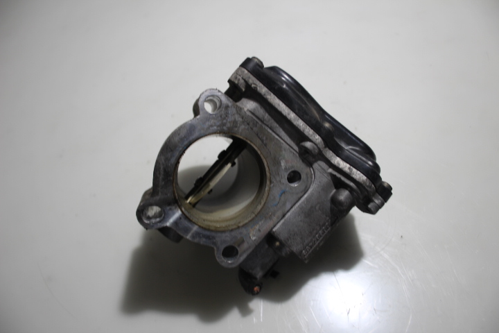 фото №2, Дроссельная заслонка renault koleos i 2.0dci