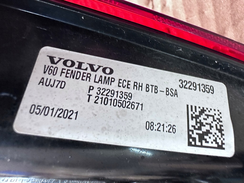 фото №3, Лампа led volvo v60 ii 32291359