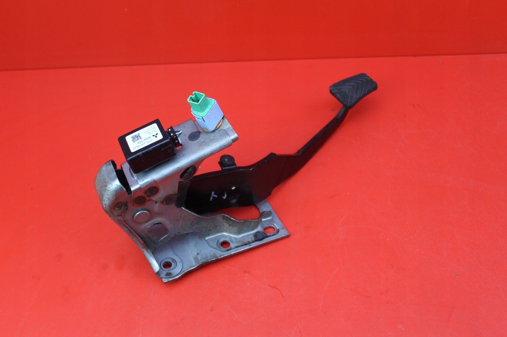 фото №4, Педаль педали тормоз mitsubishi asx 1 i 10-13