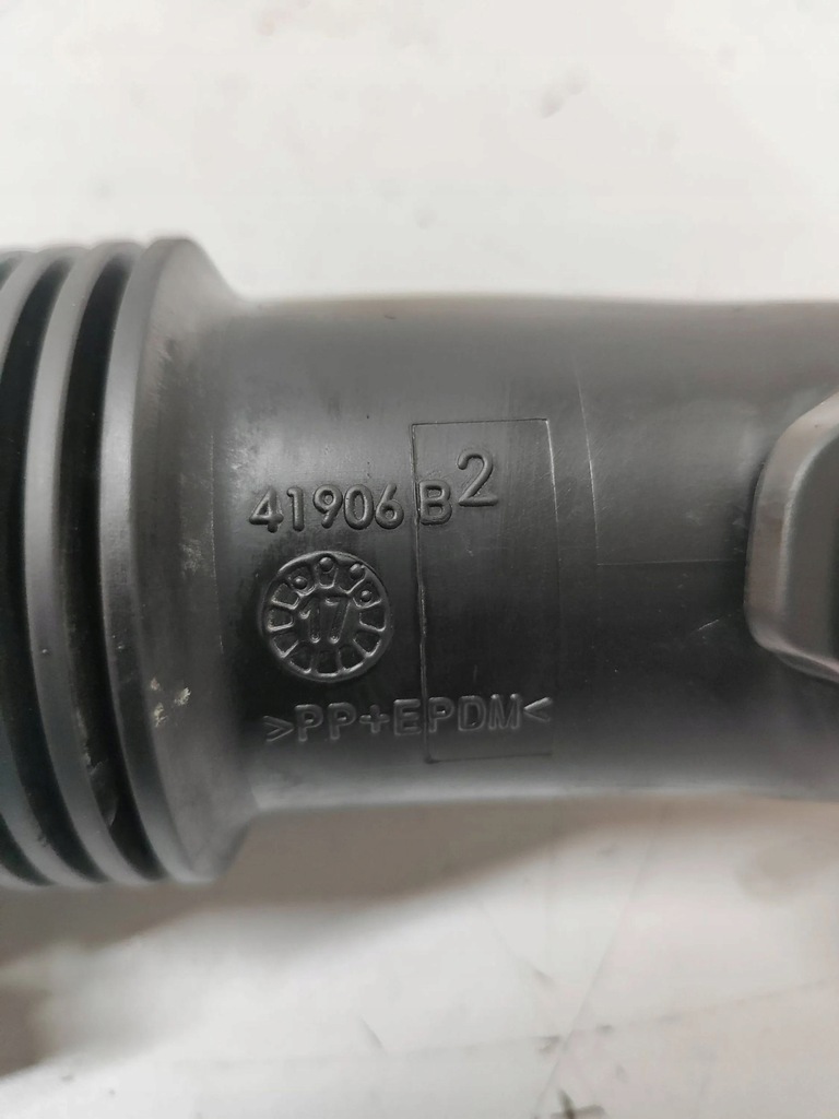 фото №6, Peugeot partner 2017 часть трубы впуска воздуха