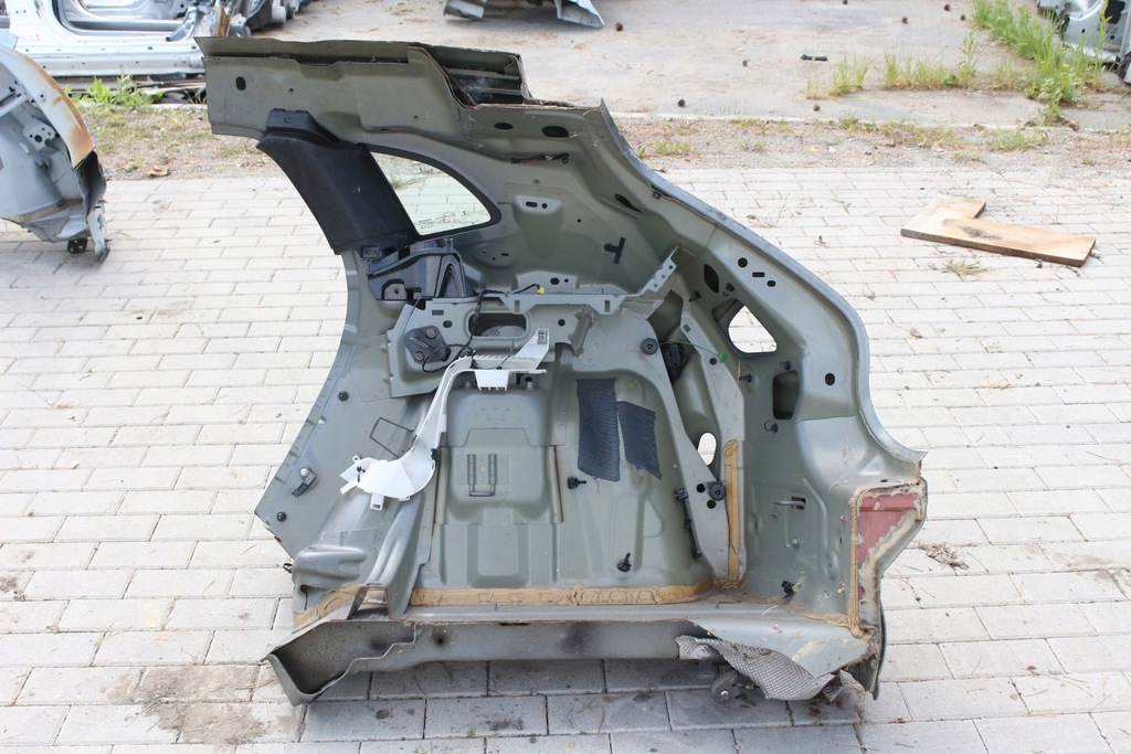 фото №7, Крыло правый задняя volvo v40 ii