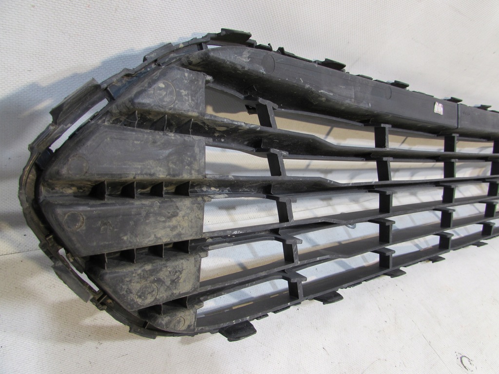 фото №7, Решётка радиатора решётка радиатора решётка средняя бампера ford transit courier jt76-17b898-aa