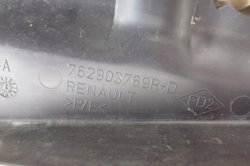 фото №6, Dacia duster i направляющая заглушка крыла правая 762903769r