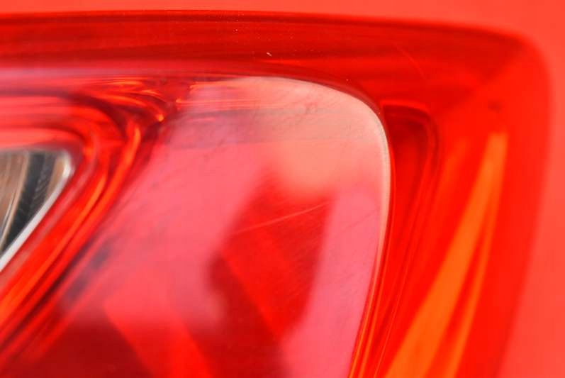 фото №12, Лампа правая задняя задняя mazda 2 de 5d 07-10