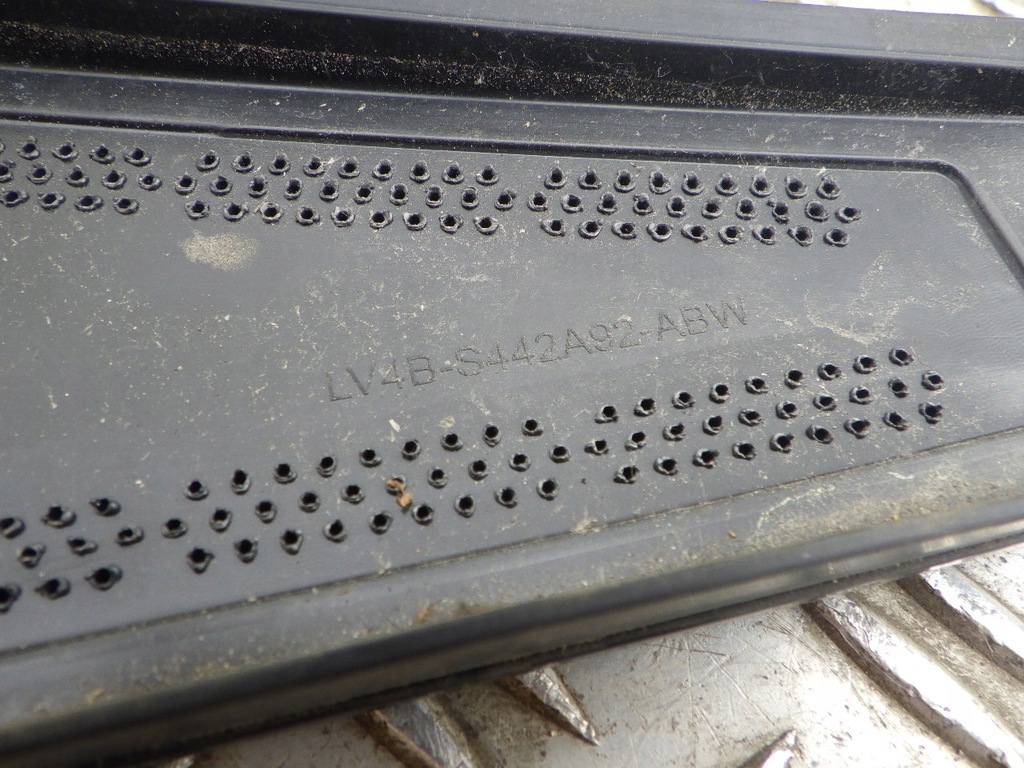 фото №9, Ford kuga iii mk3 молдинг задній кришки права