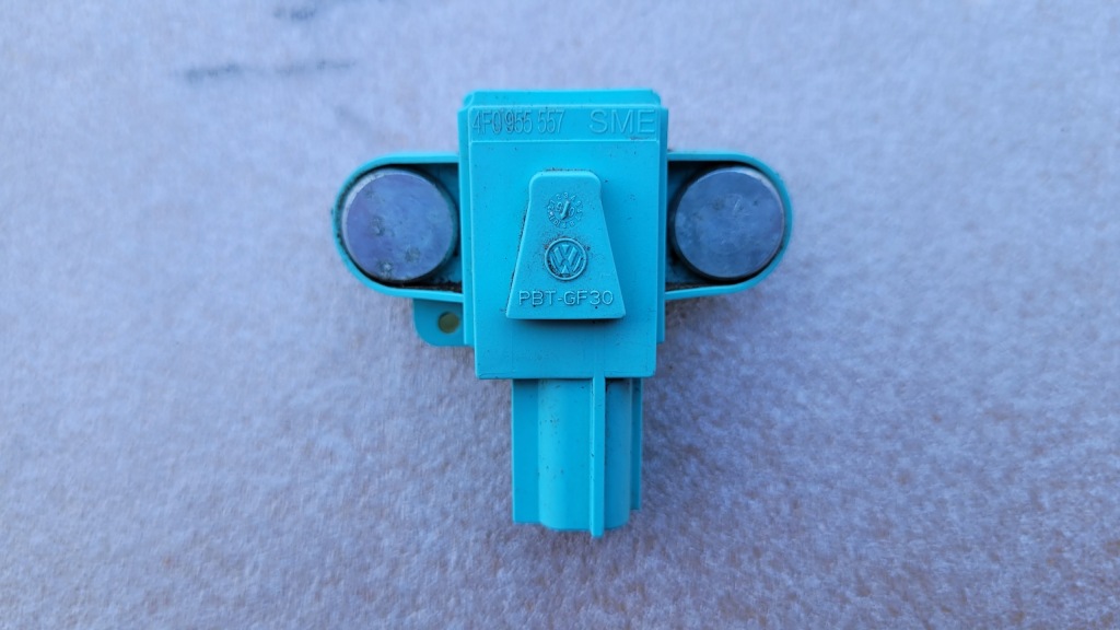 фото №1, Audi a6 c6 датчик удару 4f0955557