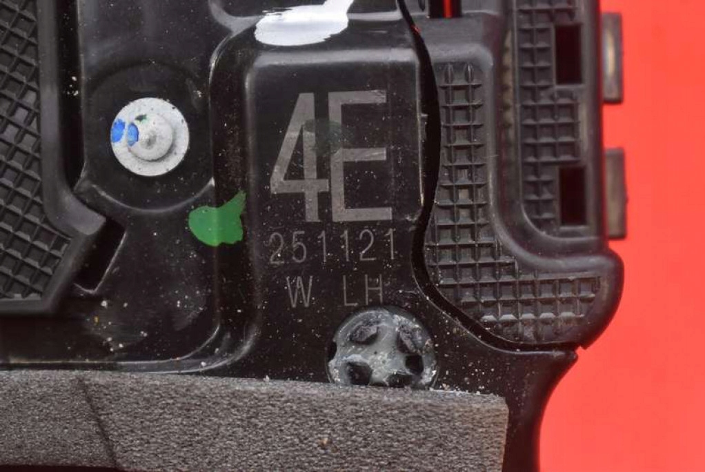 фото №8, Замок дверь левый задняя задний toyota corolla e21 sedan 19-