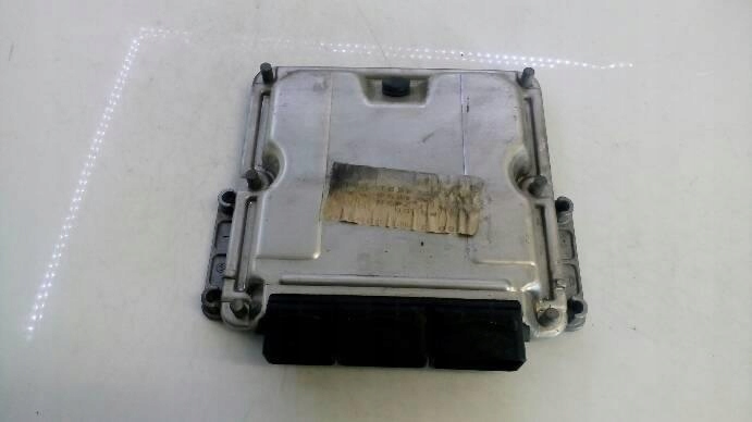 фото №1, Бортовой компьютер двигателя bosch 281 010 483