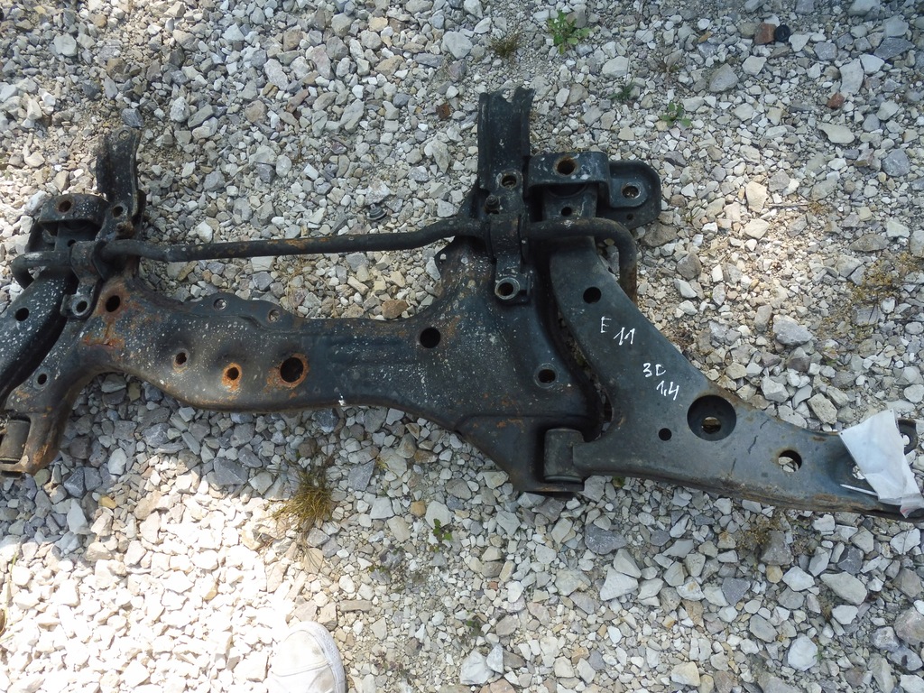 фото №6, Toyota corolla e11 1.4 балка подрамник подрамник перед