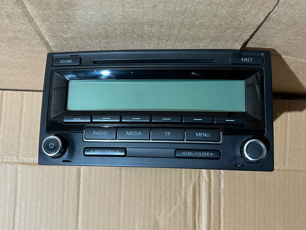 фото №1, Радио радиопроигрыватель 7h0035186a kod vw t5 multivan