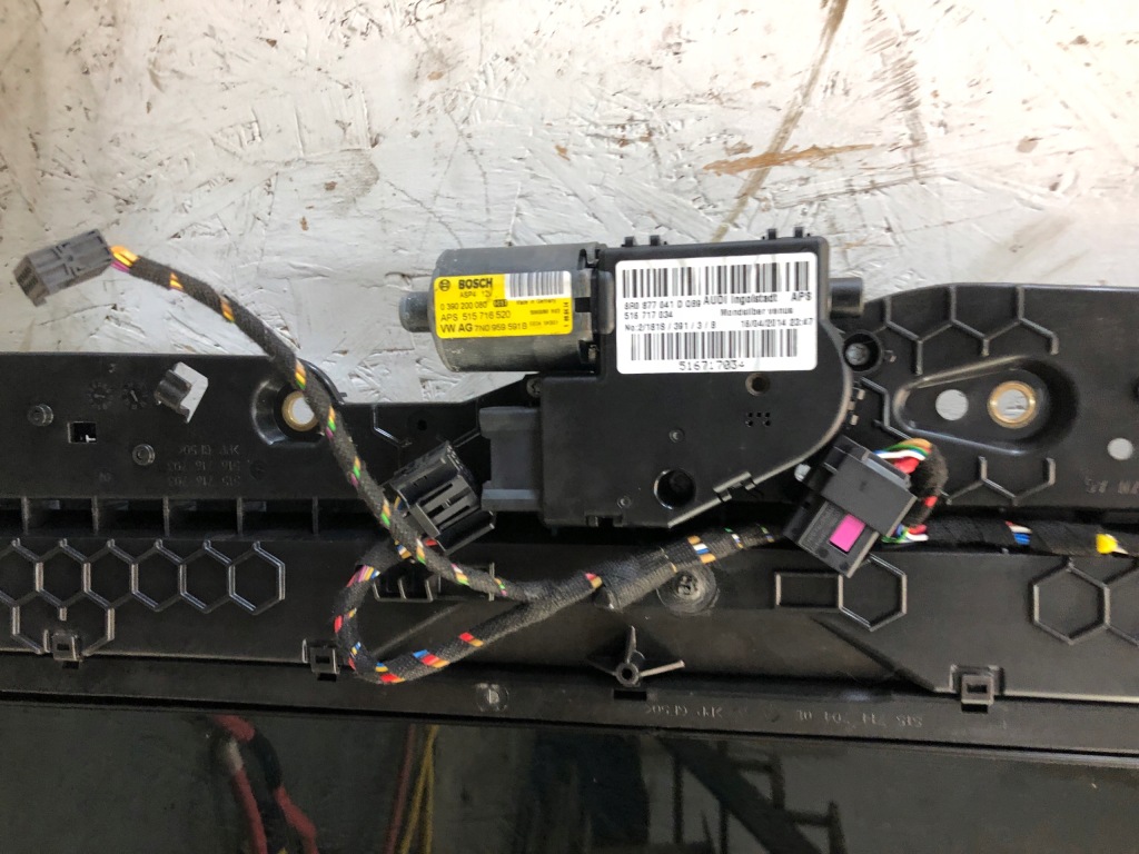 фото №10, Sq5 q5 8r 12-16 люк панорама шторка 1k9877307b 5n0867525a комплект