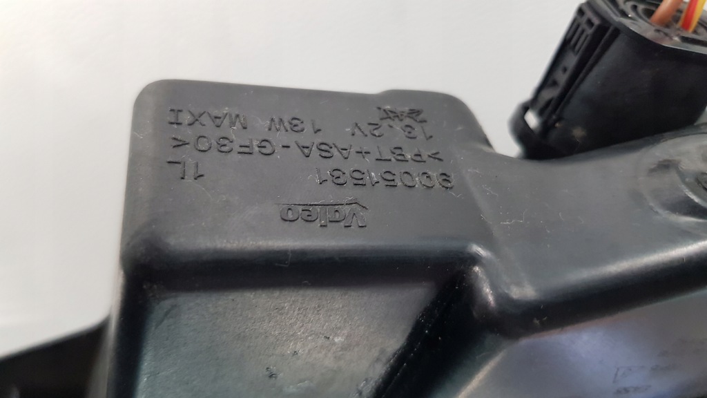 фото №11, Bmw 5 g30 g31 левый противотуманная фара led 7349131 + park