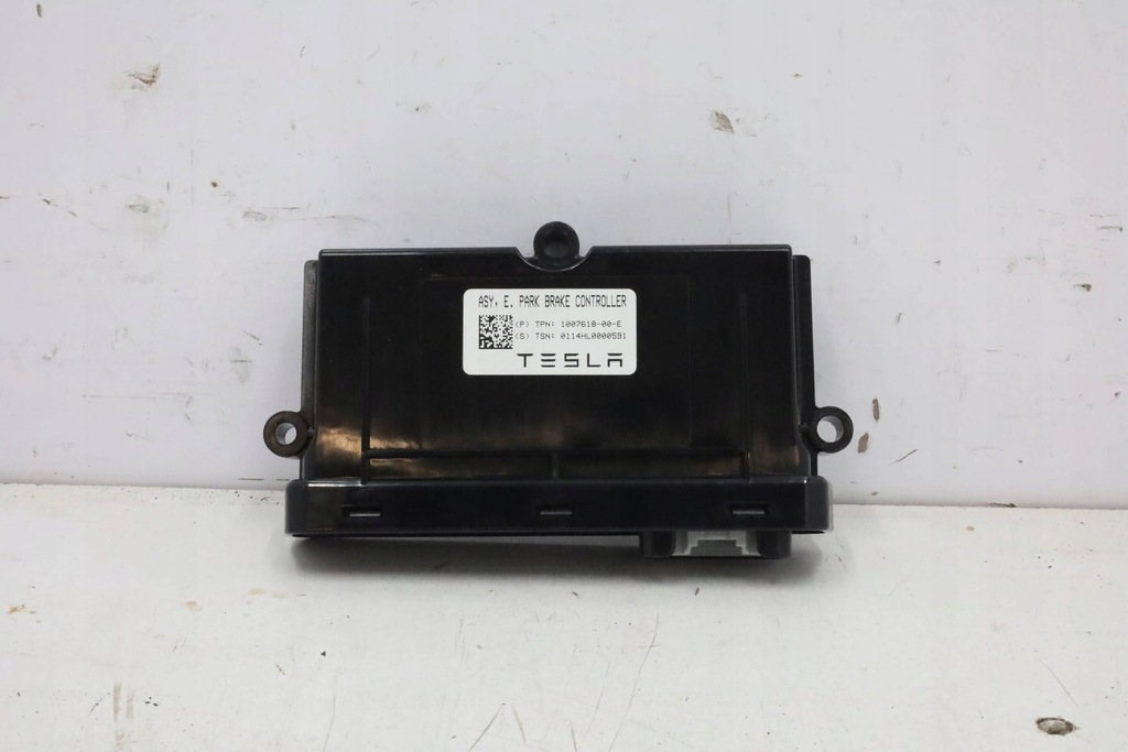 фото №1, Модуль блок керування гальма ручного tesla model s p85 2015r 1007618-00-e