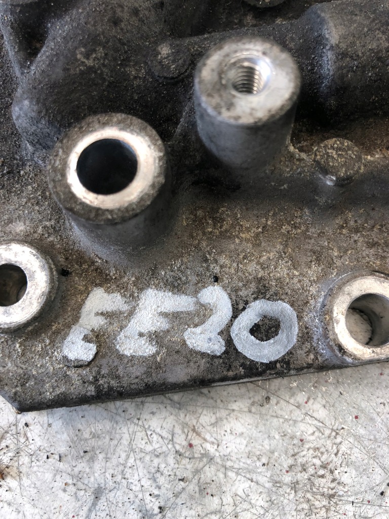 фото №5, Кронштейн радіатора оливи legacy iv 2.0d ee20