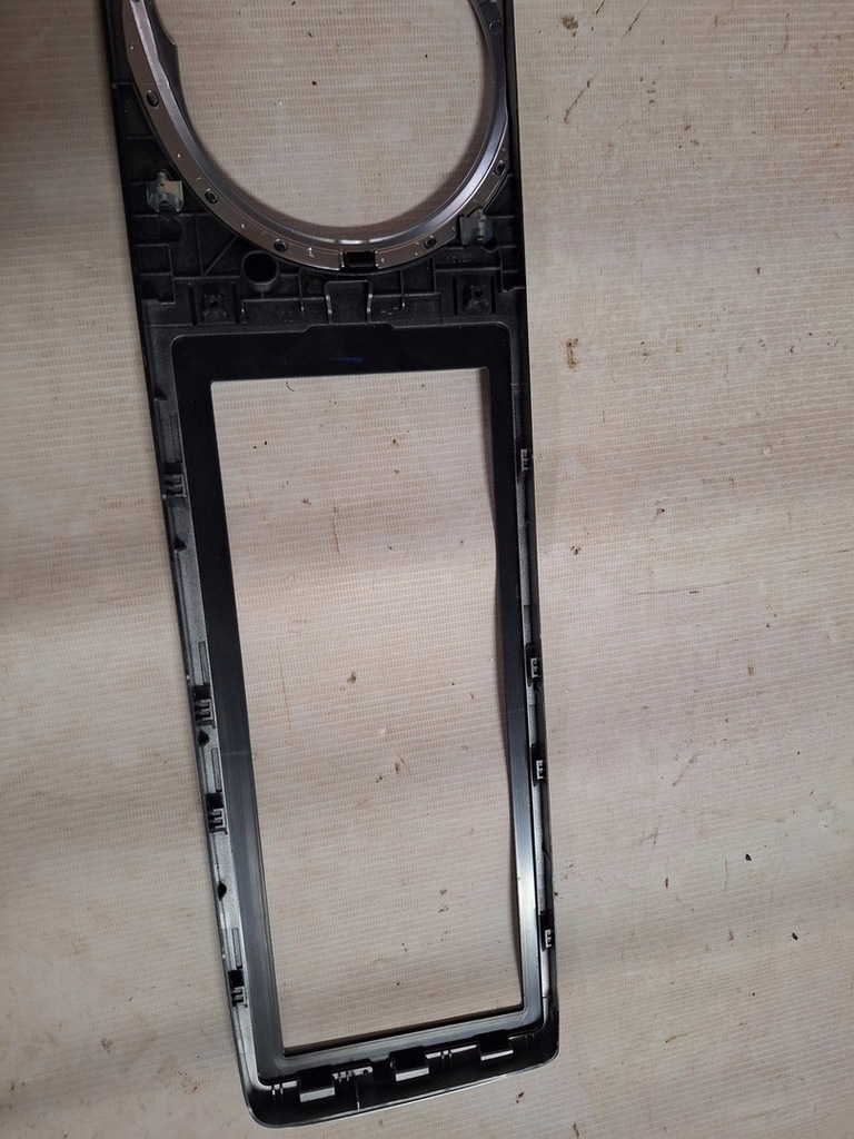 фото №7, Mercedes w213 kombi рамка спидометра