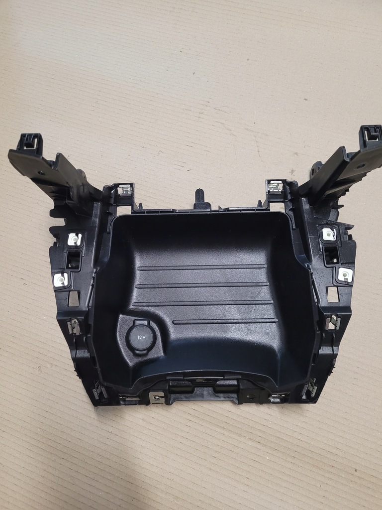 фото №1, Peugeot 2008 ii бардачок панели 9852884880