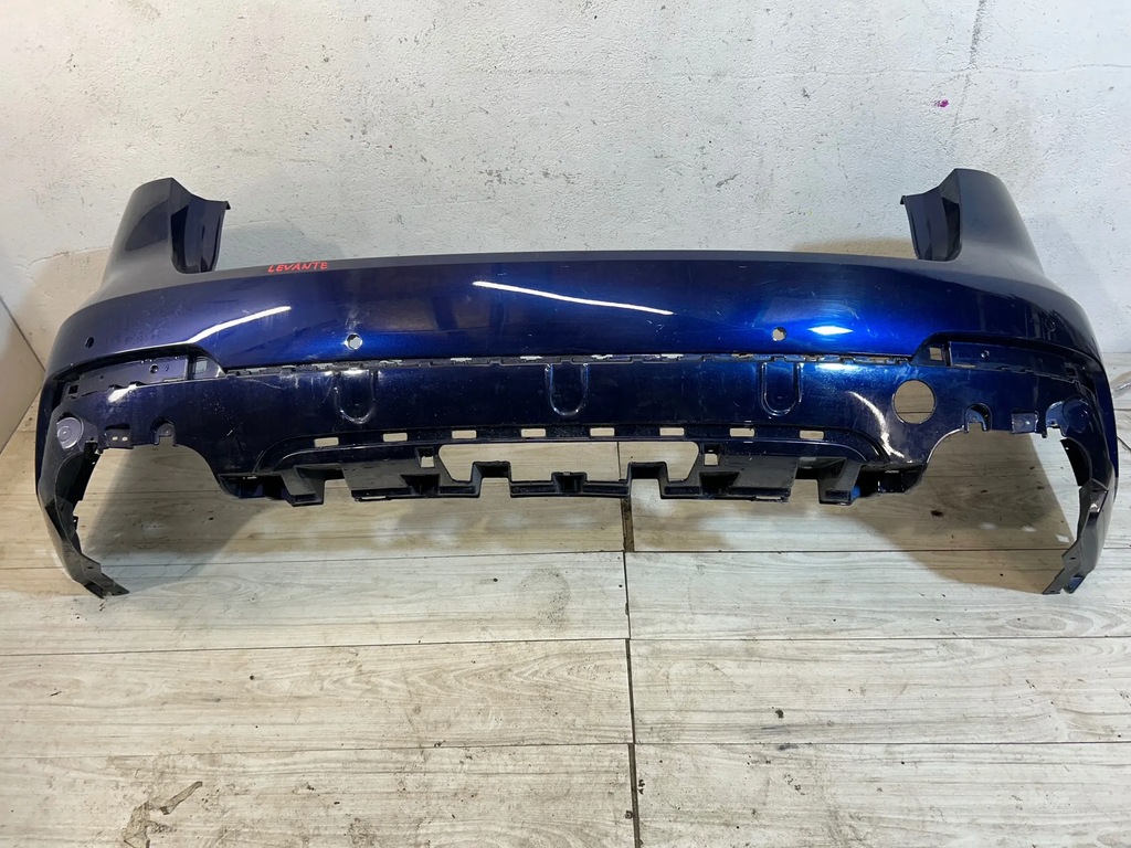 фото №8, Maserati levante бамперы задний