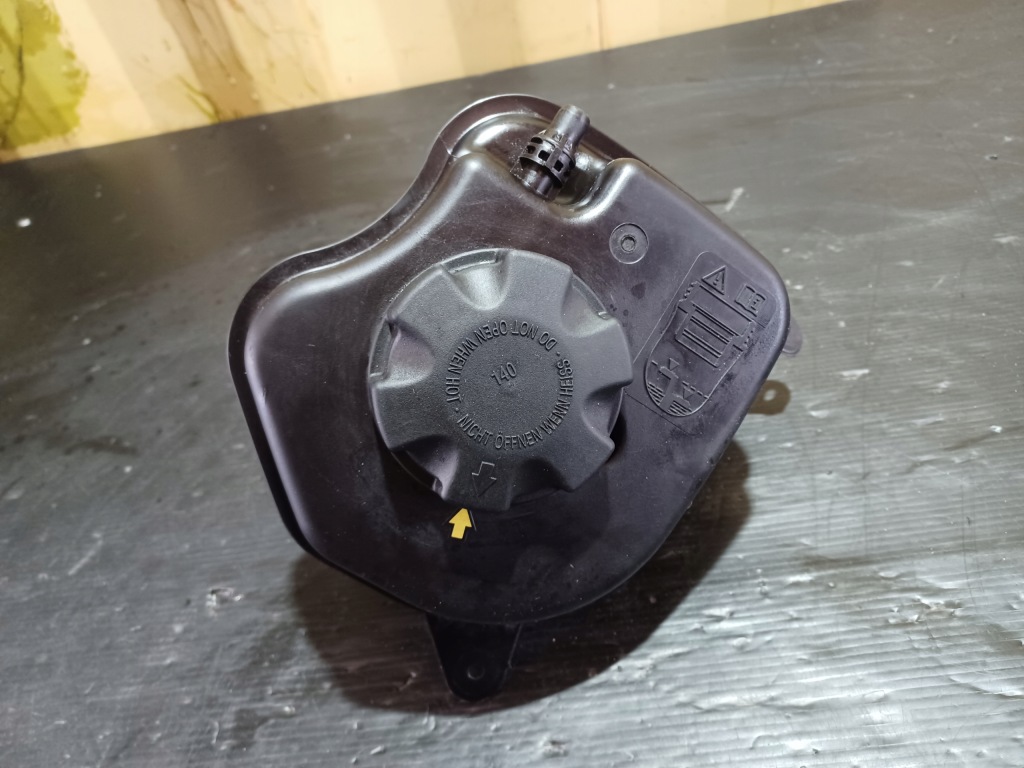 Бачок розширювальний bmw x5 f15, f85 7647290 2014 Київ