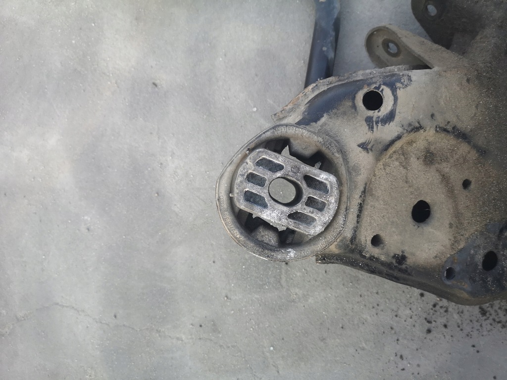 фото №5, Підрамник балка перед audi a8 d2 3.7 lubelskie