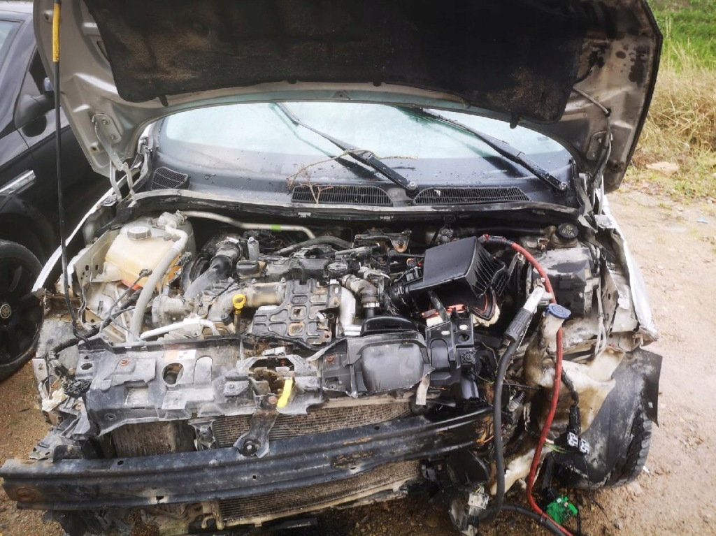 Ford fiesta пабтрубок  интеркулер 2014 1.6l 9674942380 072350, 9674951680 Киев