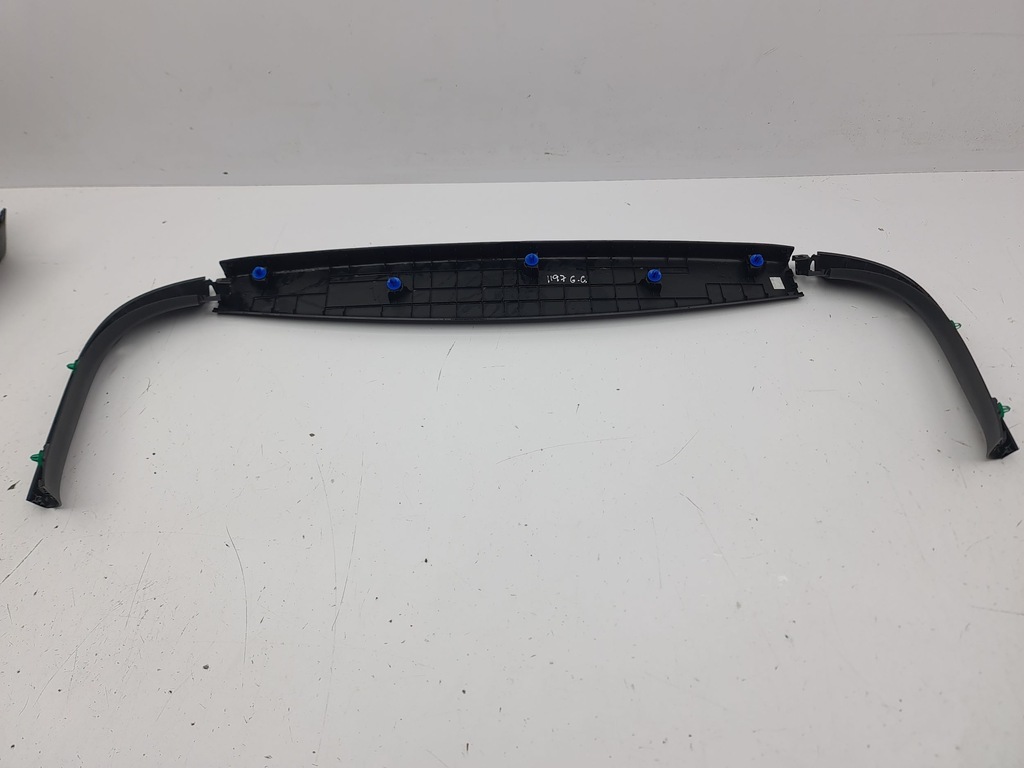 фото №10, Kia ceed 2020 обивка крышки багажника 81761j7000