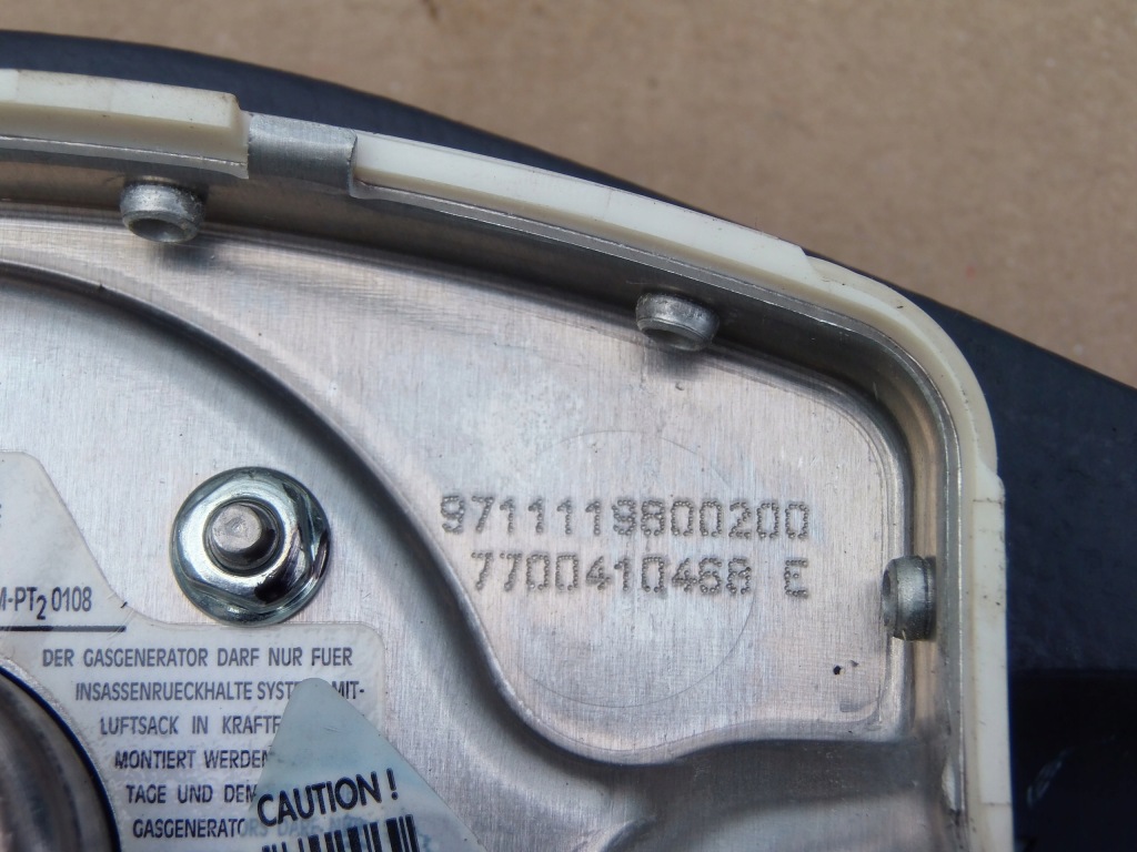 фото №8, Подушка воздушная подушка безопасности водителя 7700410468 renault twingo i 1,2 8v benz