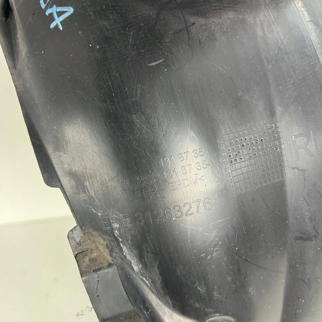 Підкрилок ліве перед ліве передні частина задня opel corsa d оригінальний номер 13187358 Оригінал