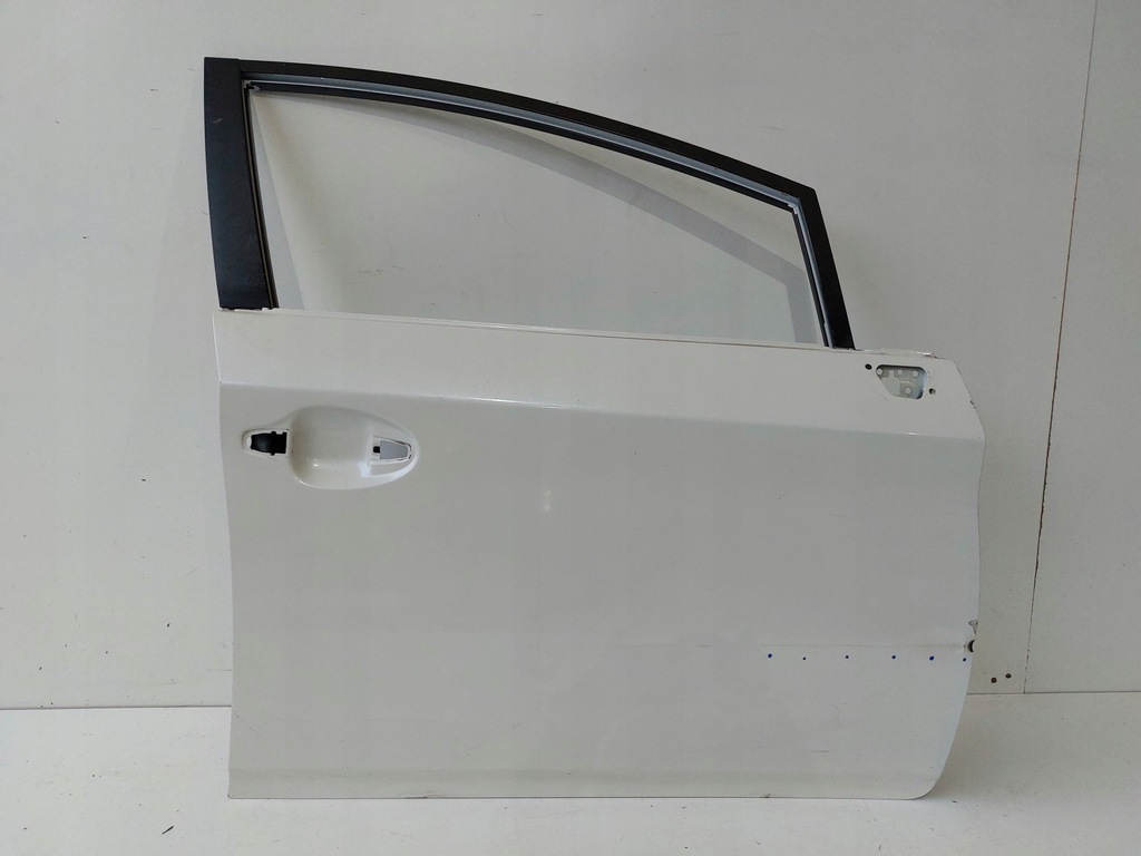 фото №1, Toyota prius iii дверь правое перед оригинал