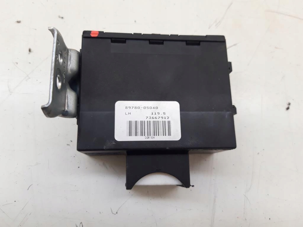 фото №1, Модуль імобілайзера toyota avensis ii t25