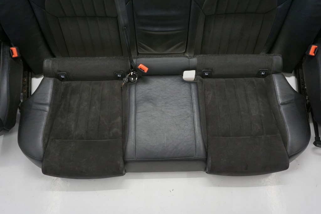 фото №12, Skoda superb iii kombi сиденья заднее сиденье