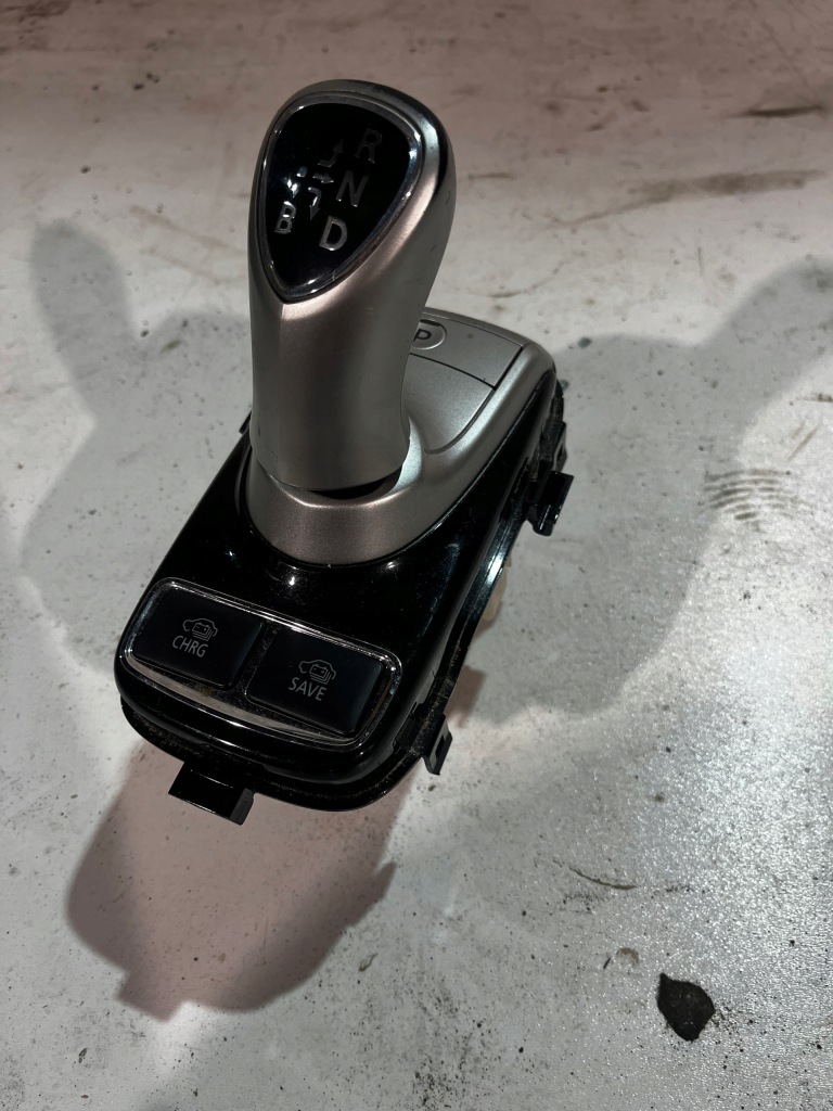 фото №1, Выборщик домкрат рычаг передач phev outlander iii 2400a355