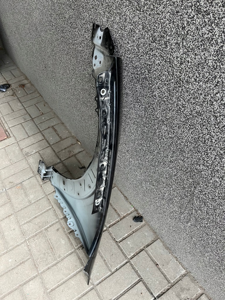 Крило правий передній mazda cx30 cx-30 Ціна