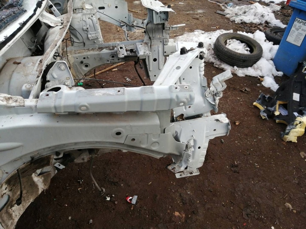 фото №1, Dacia duster ii четверть перед передняя правая cieta na kielichu