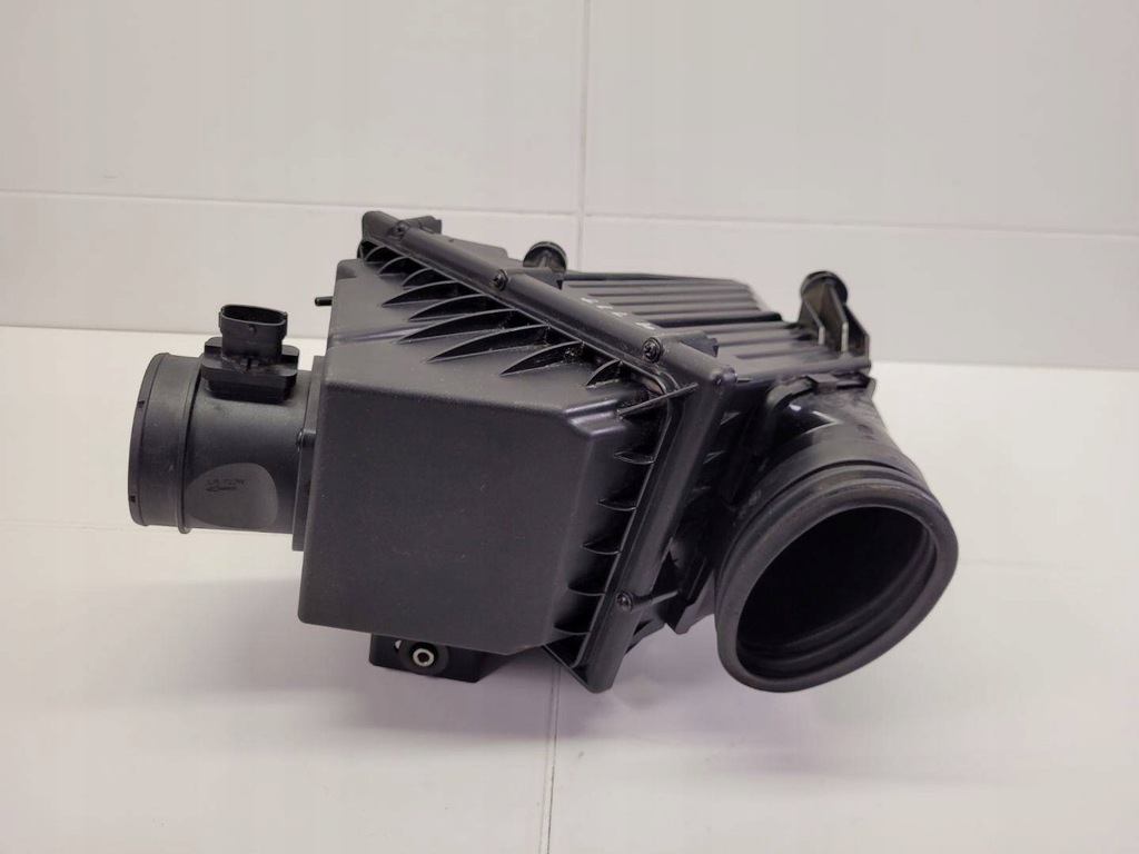 фото №4, Корпус фільтра повітря land rover range rover evoque facelift 2018